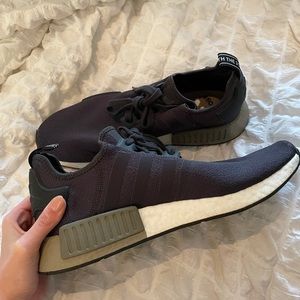 Adidas NMD R1 Carbon Cargo
